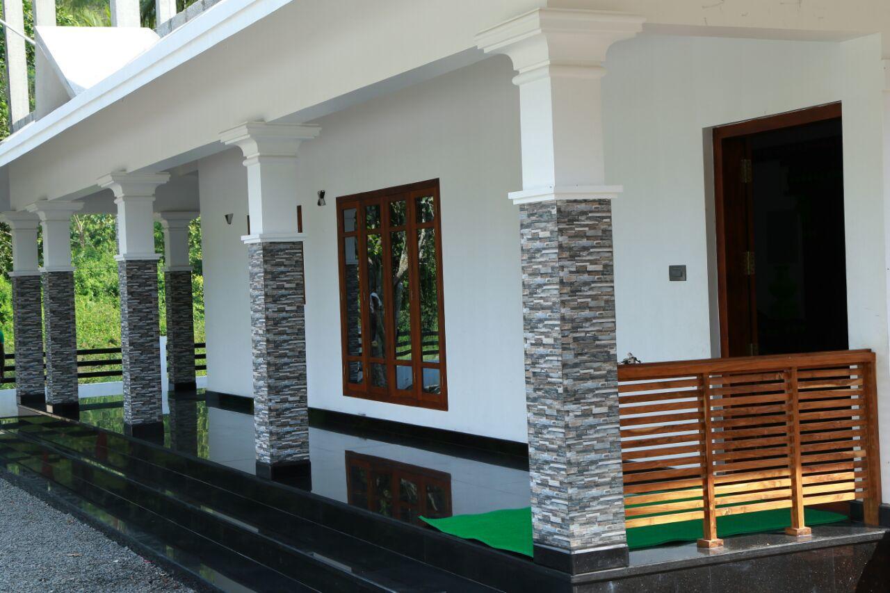 Sri Lakshmi Gardens Hotel Thekkady Luaran gambar