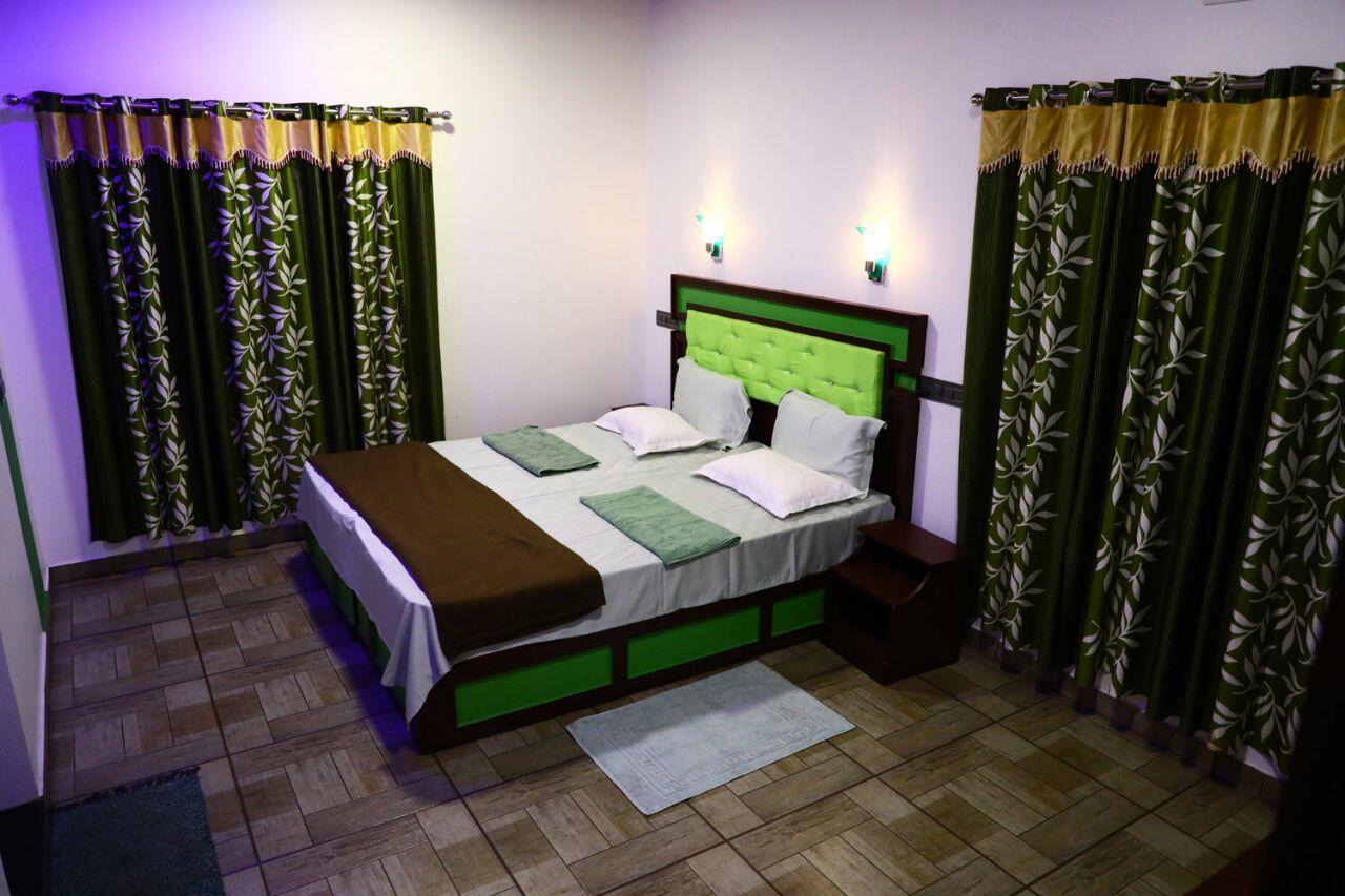 Sri Lakshmi Gardens Hotel Thekkady Luaran gambar